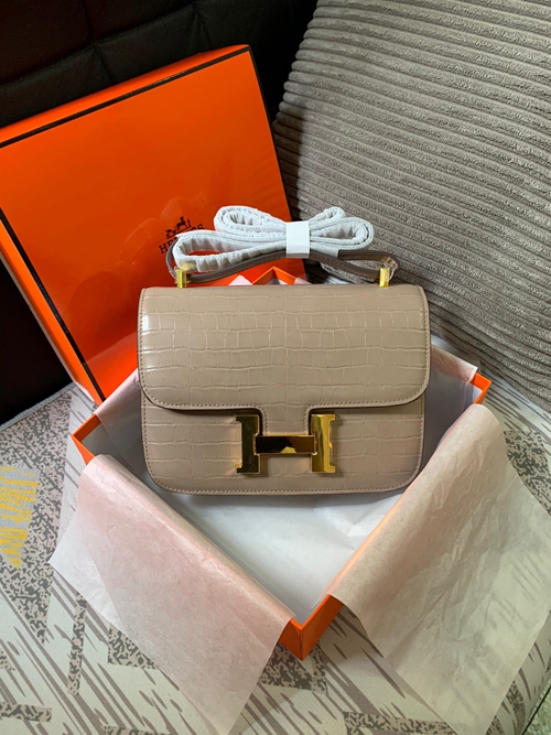 エルメス バッグ 激安背面デザイン